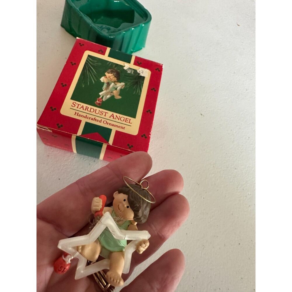 Hallmark Stardust Angel 1985 Ornament